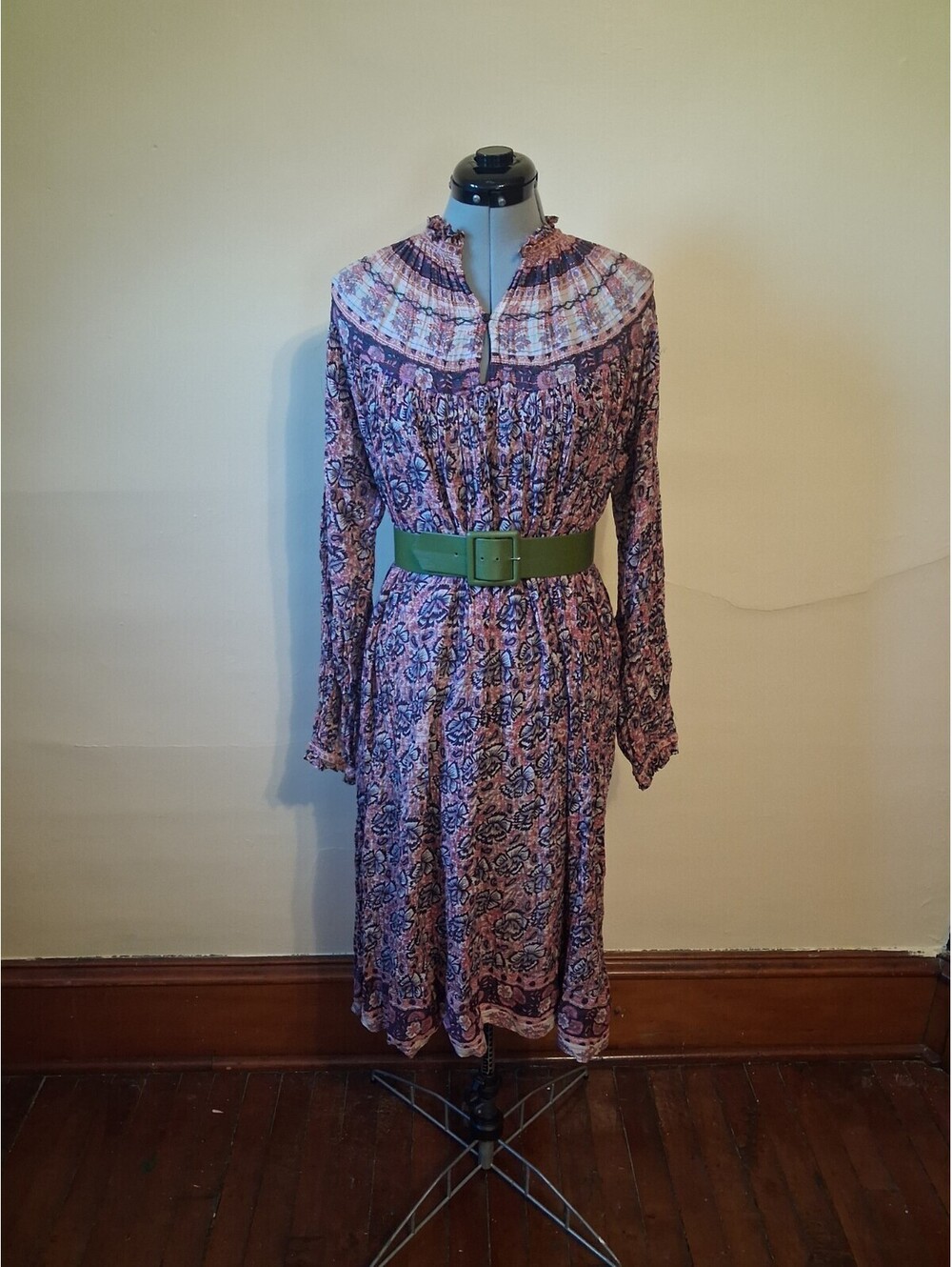 Vintage 70s INDIA Cotton Gauze Floral Hippy Peasant Dress Size Large Purple